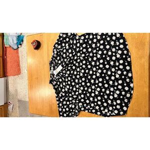 COOPER & ELLA BLACK DAISY FLORAL BLOUSE WOMEN'S SZ 3XL NEW P1-162